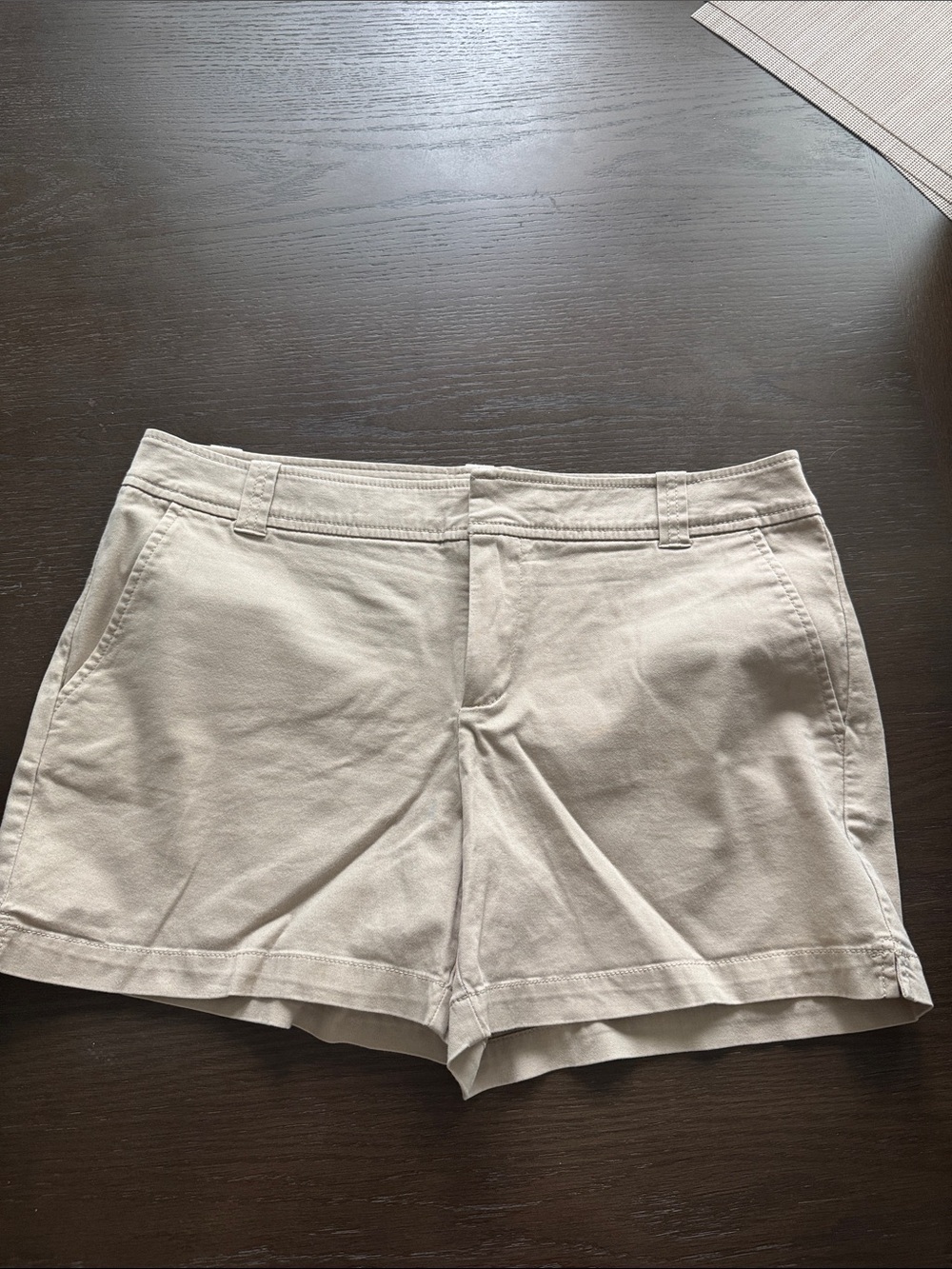 New York & Company Khaki 3” Shorts